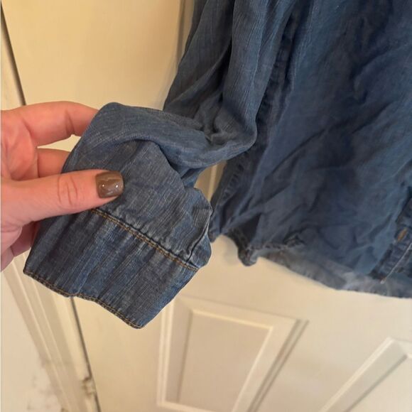 Cloth & Stone Denim Indigo Button-Down Shirt - Picture 3 of 5